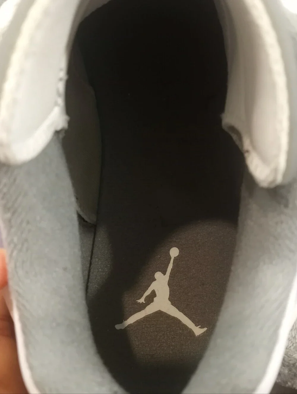 Jordan Men's White and Gray Retro Basketball Sneakers Size 8.5